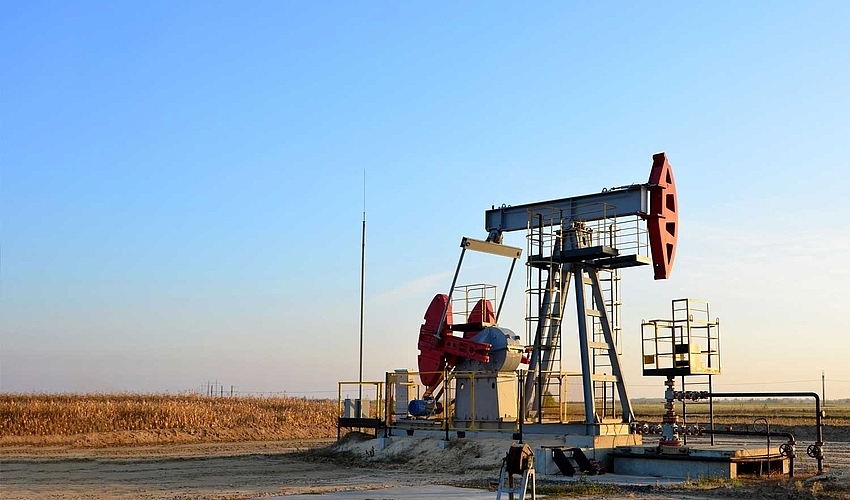 Why Oilfield Service Providers Rely on Fast Business Funding
