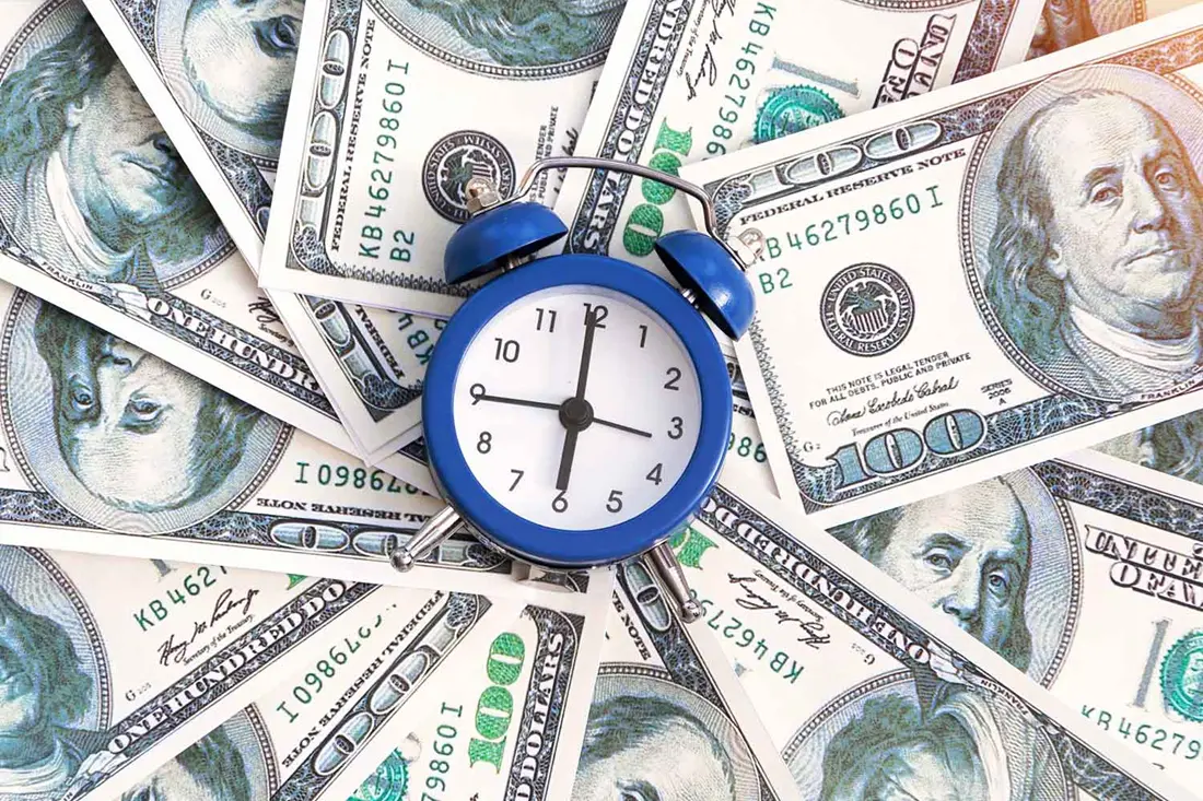 Choosing Between Fast Funding and Traditional Loans